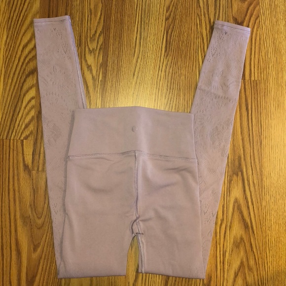 Lululemon Reveal tight *zen expression Pink/Mauve/Dusty Rose size 4 - Picture 8 of 8
